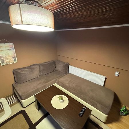 רוסה Danube Rose Cottage מראה חיצוני תמונה