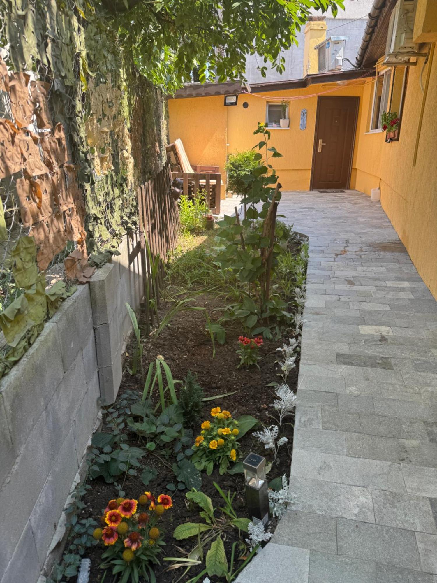 רוסה Danube Rose Cottage מראה חיצוני תמונה