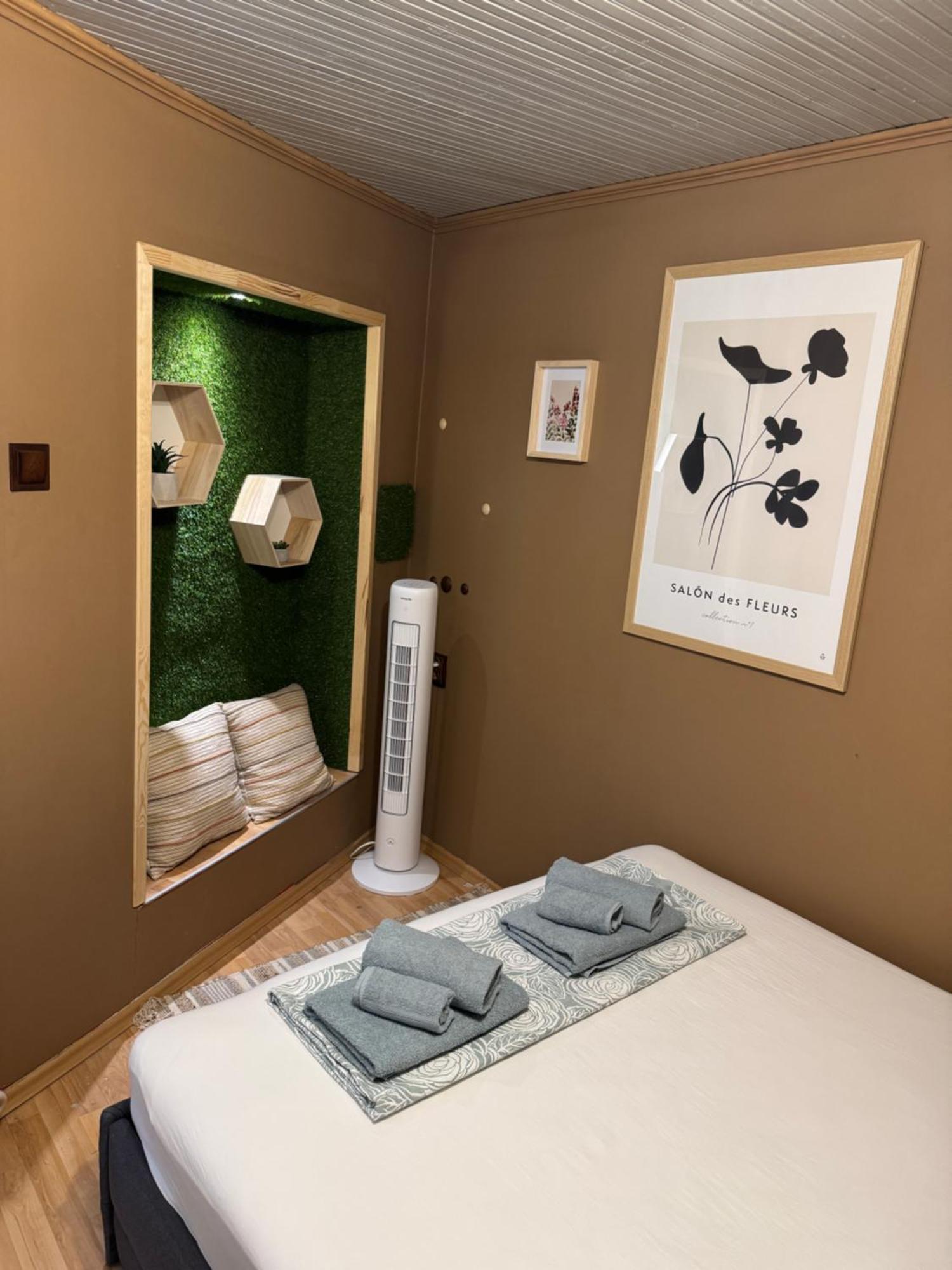 רוסה Danube Rose Cottage מראה חיצוני תמונה